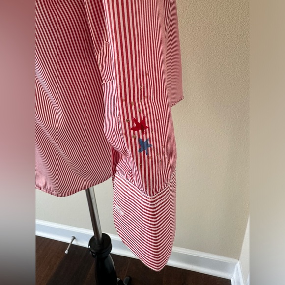 Vintage July 4th Theme Women’s Button Down Long Sleeves Shirt - Picture 8 of 14